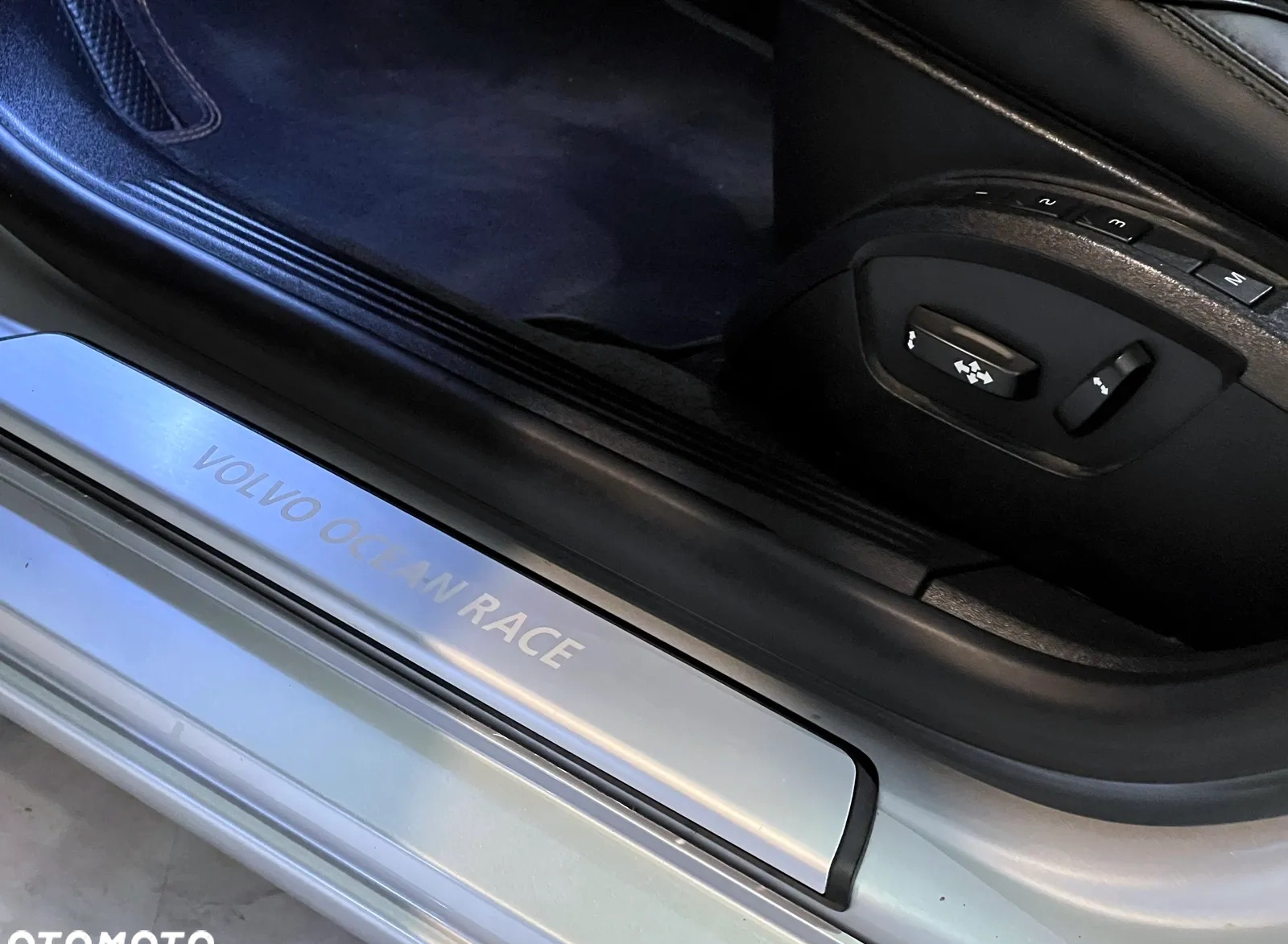 Volvo V40 cena 65000 przebieg: 186000, rok produkcji 2015 z Kazimierza Wielka małe 277
